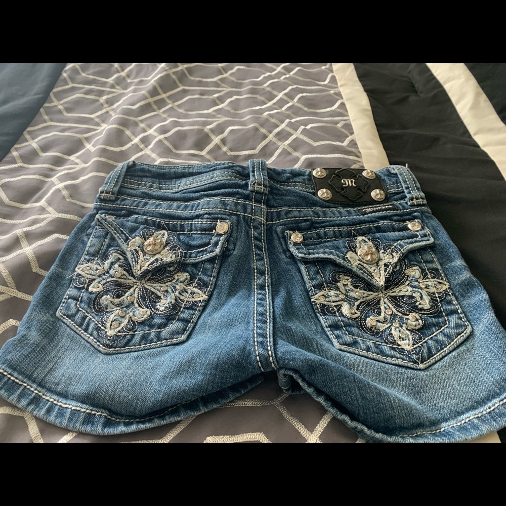 Miss me midi shorts